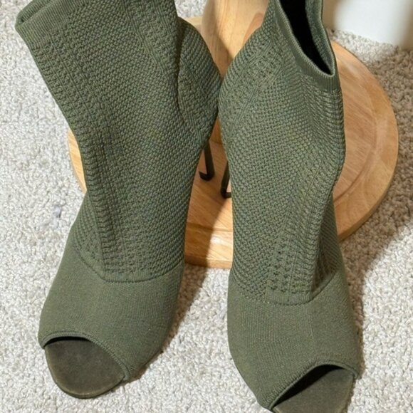 Catherine Malandrino women’s peep toe heeled bootie size 9 - Picture 1 of 5